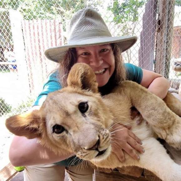 Meet your Posher, Lea - Picture 1 of 1